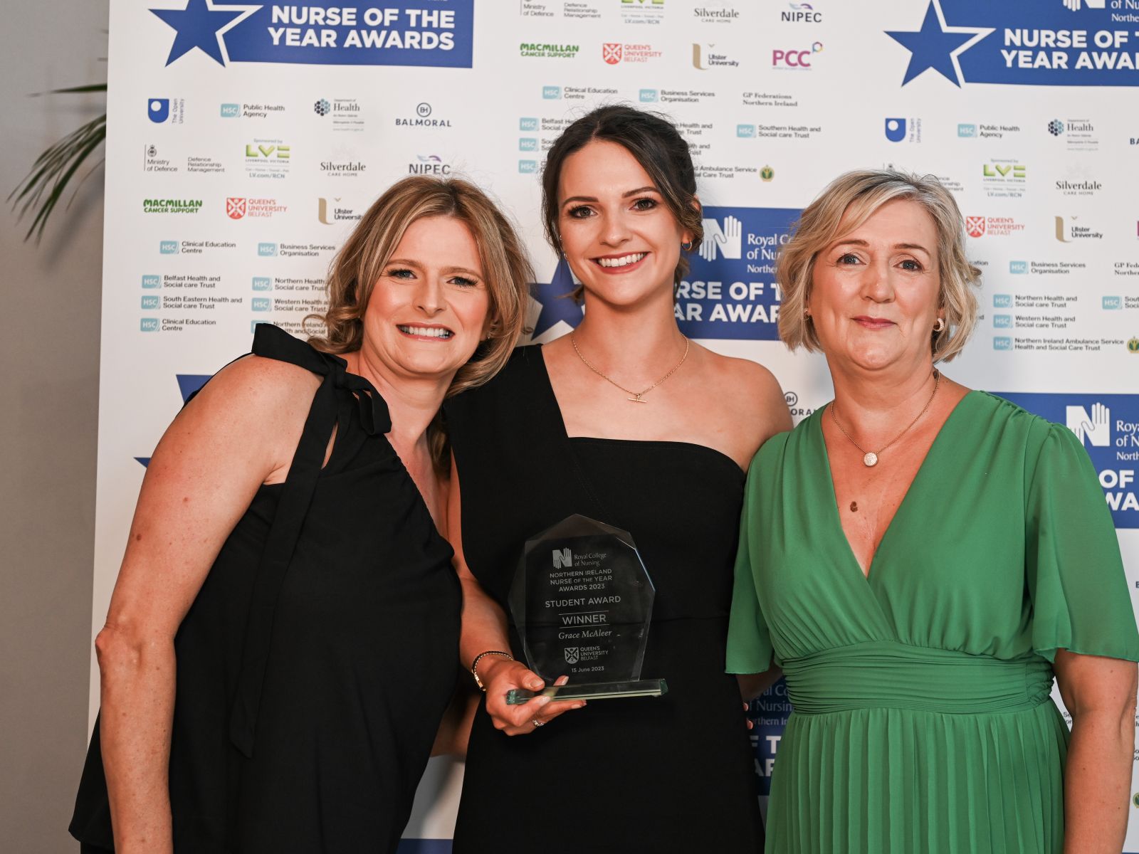 Grace McAleer, centre, pictured with her RCN Northern Ireland Nurse of the Year Award.